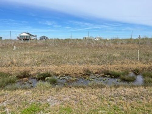 279 W Live Oak Ln, Rockport, TX, 78382-9336 | Card Image