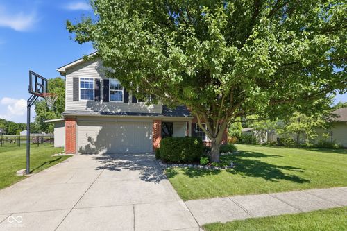 18017 Captiva Way, Westfield, IN, 46062-7641 | Card Image