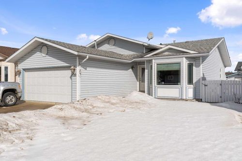 26 Trading Post Trail, Whitecourt, AB, T7S1C1 | Card Image