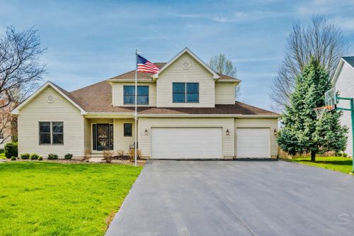 203 Cambridge Ct, Oswego, IL, 60543-8023 | Card Image