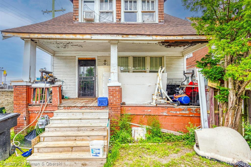 Woodside St, Detroit, MI 48204
