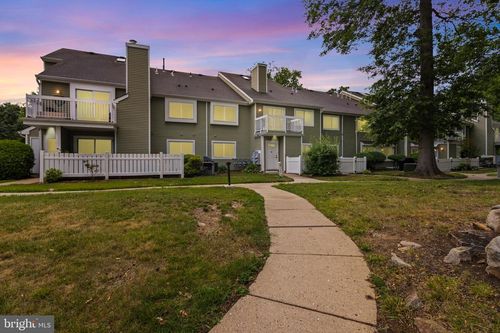 3 Foxtail Ln, Monmouth Junction, NJ, 08852-2005 | Card Image