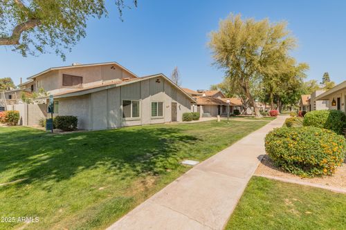 8412 E Roosevelt St, Scottsdale, AZ, 85257-4531 | Card Image