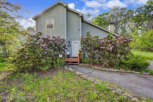 2144 Onondaga Way, Tobyhanna, PA, 18466-7872 | Card Image