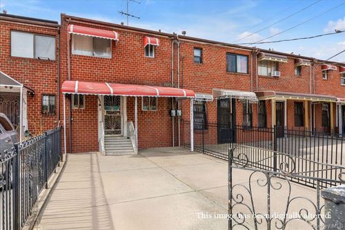 264 Chester Street, New York, NY, 11212 | Card Image