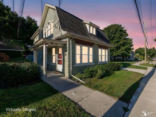 108 E Willow St, Monroe, MI, 48162-2645 | Card Image