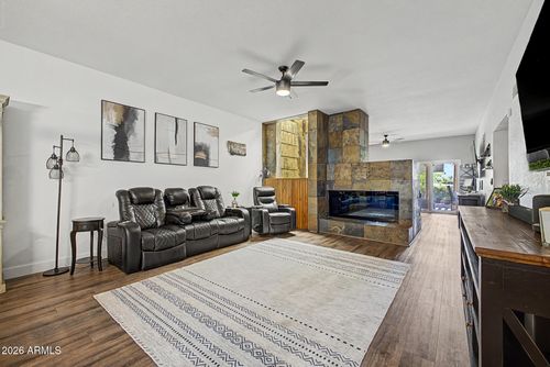 33-2322 S Rogers, Mesa, AZ, 85202-6562 | Card Image