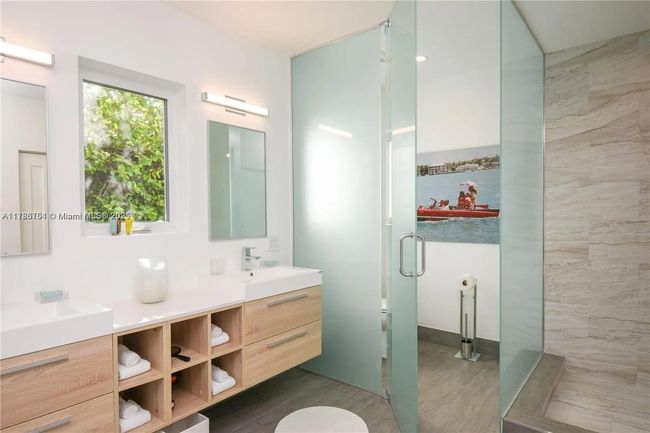 641 86 Th St, House other with 3 bedrooms, 3 bathrooms and null parking in Miami Beach FL | Image 25