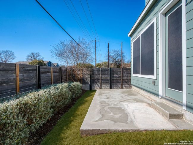 UNIT-1 - 5843 Whitby Rd, House other with 3 bedrooms, 3 bathrooms and null parking in San Antonio TX | Image 24