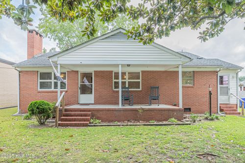 2815 Edwards St, Greenville, NC, 27858-4006 | Card Image