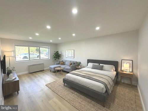 204-2710 Macomb St Nw, WASHINGTON, DC, 20008-5010 | Card Image