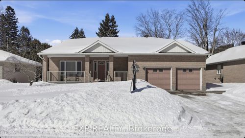 21 Chippewa Ave, Nepean, ON, K2G1X6 | Card Image