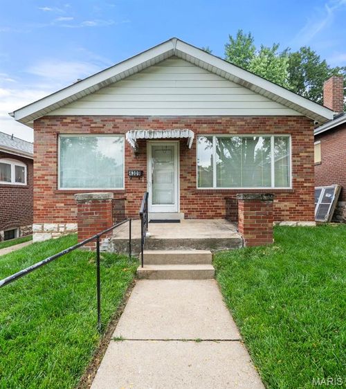 4309 Dewey Ave, Saint Louis, MO, 63116-4404 | Card Image