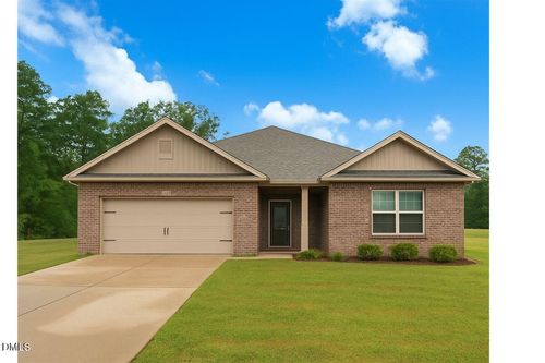 52 Woodwater Cir, Lillington, NC, 27546-4833 | Card Image