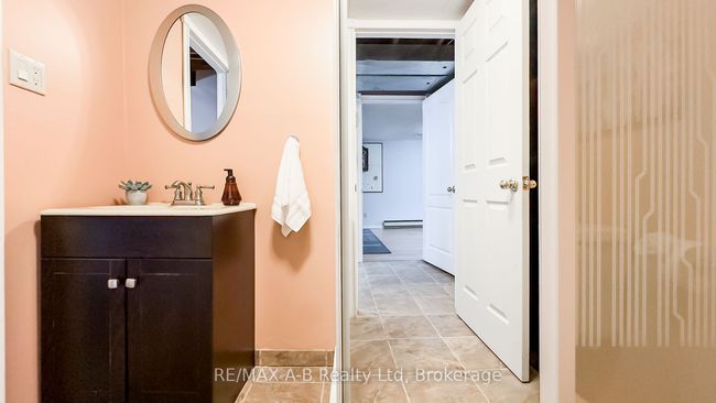 18 Conway Crt, House other with 4 bedrooms, 3 bathrooms and 10 parking in Thamesford ON | Image 34