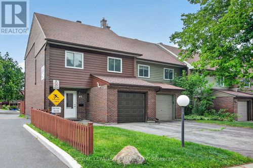 85 Glen Park Drive, Ottawa, ON, K1B3Z1 | Card Image