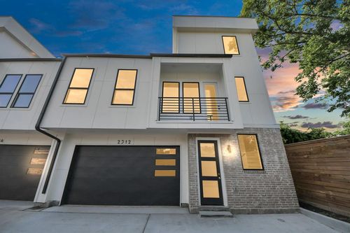 2312 Barbee St, Houston, TX, 77004-5214 | Card Image