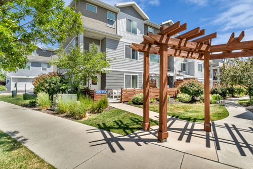 3693 W Sunrise Sky Ln, South Jordan, UT, 84009-3144 | Card Image