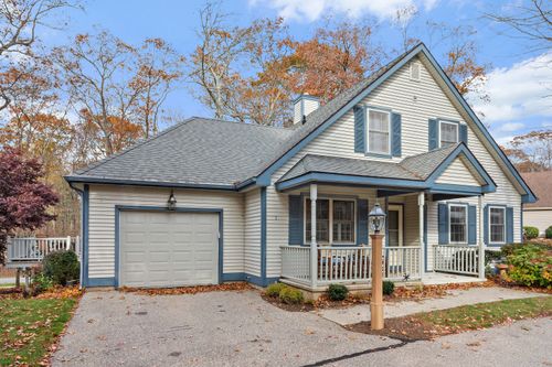 1-1 Bittersweet Ln, Niantic, CT, 06357-1400 | Card Image