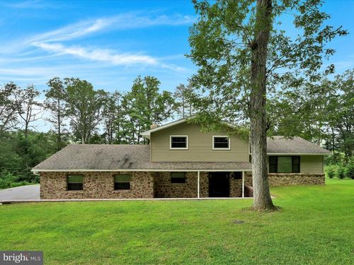 13 Hill Side Dr, PINE GROVE, PA, 17963-1714 | Card Image