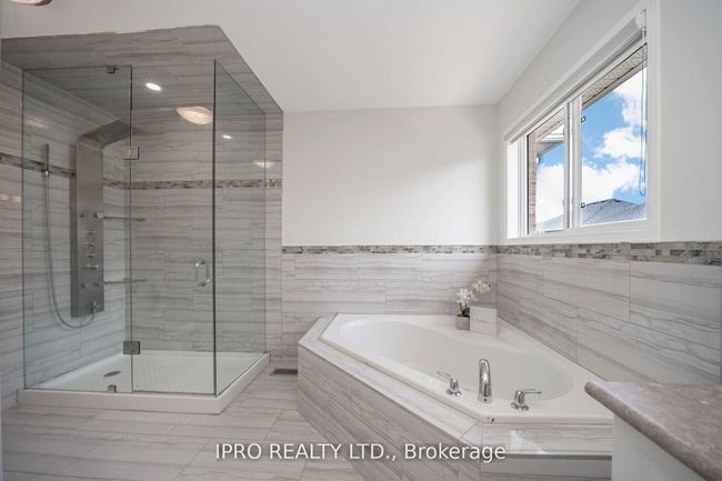 21 Sandway Dr, House other with 7 bedrooms, 5 bathrooms and 4 parking in Brampton ON | Image 28