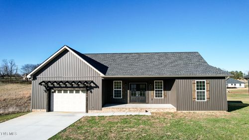 210 Emperor Ln, Greeneville, TN, 37743-2419 | Card Image