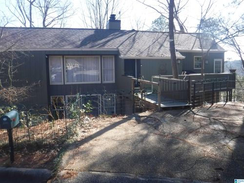 2618 Linger Ln, HOOVER, AL, 35226-2330 | Card Image