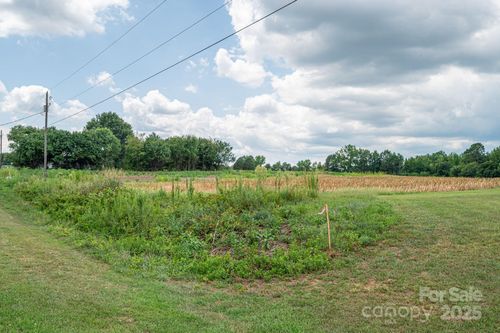 36-00 Hill Gates Trl, Cherryville, NC, 28021 | Card Image