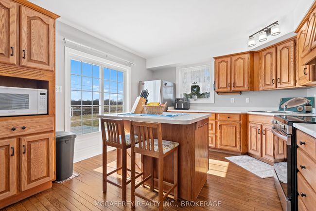 2492 County Rd 41, House other with 3 bedrooms, 2 bathrooms and 6 parking in Roblin ON | Image 13