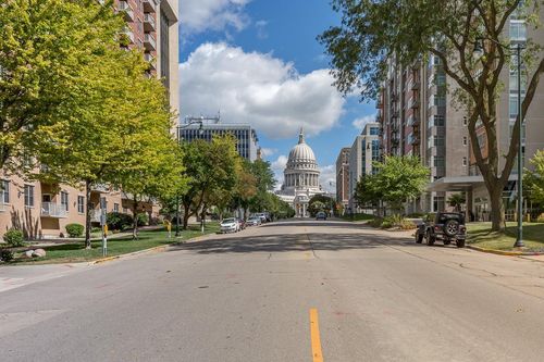 503-360 W Washington Avenue, Madison, WI, 53703 | Card Image