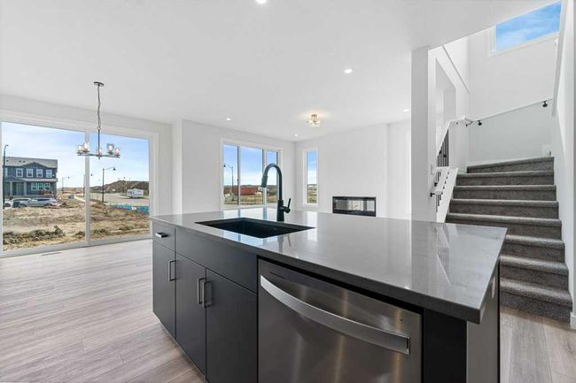 199 Legacy Reach Park Se, Home with 4 bedrooms, 2 bathrooms and 4 parking in Calgary AB | Image 17