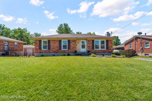 4802 Famous Way, Louisville, KY, 40219 | Card Image