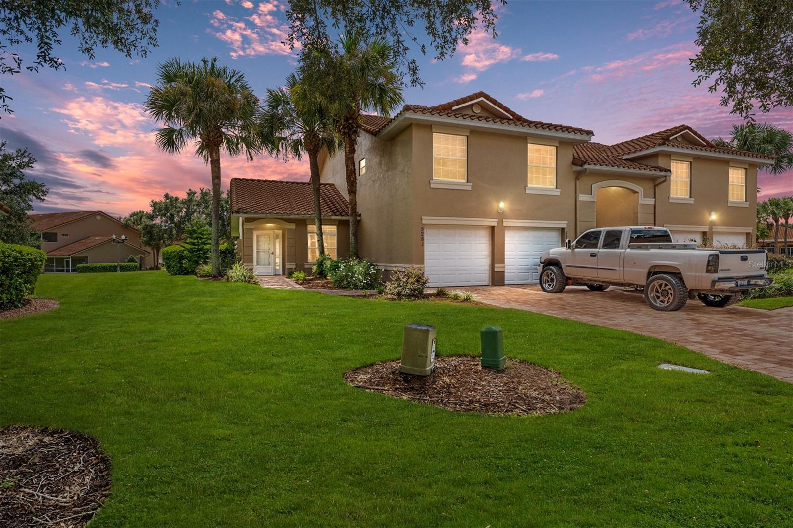 Bowline Ct, Oxford, FL 34484