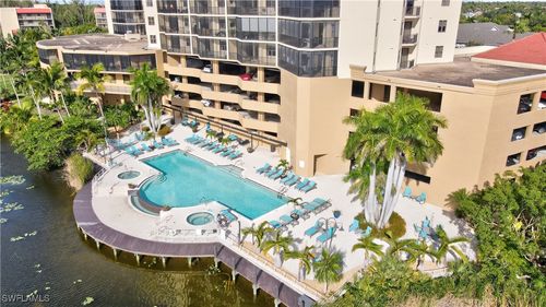 402-14350 Riva Del Lago Dr, FORT MYERS, FL, 33907-7838 | Card Image