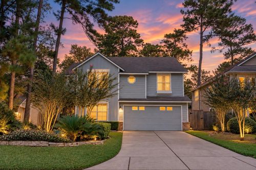 22 E New Avery Pl, The Woodlands, TX, 77382-1404 | Card Image