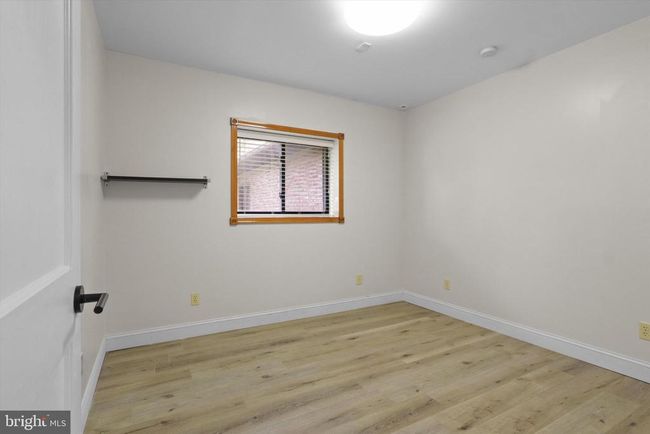 5806 Craig St, House other with 4 bedrooms, 2 bathrooms and null parking in SPRINGFIELD VA | Image 11