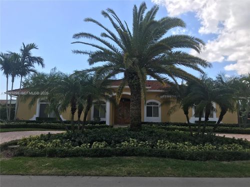 8750 Sw 164th St, Palmetto Bay, FL, 33157-3561 | Card Image