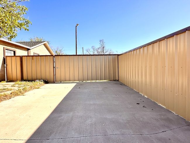 823 W 7 Th St, House other with 4 bedrooms, 2 bathrooms and 1 parking in Big Spring TX | Image 19