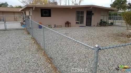 11054 Vale Dr, Morongo Valley, CA, 92256-9603 | Card Image