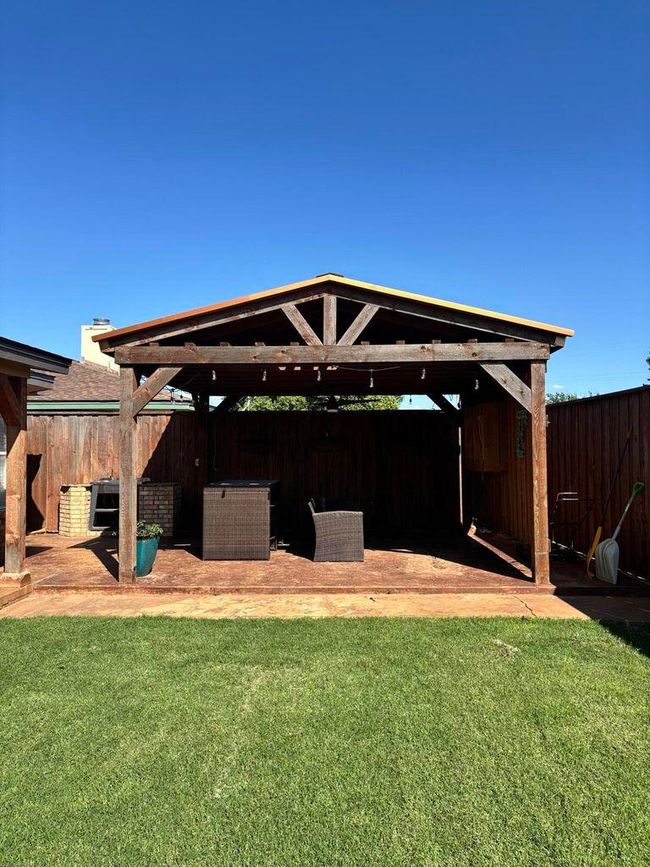 3907 Stevens St, House other with 3 bedrooms, 2 bathrooms and null parking in Plainview TX | Image 24
