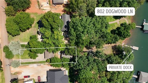 802 Dogwood Ln, Townville, SC, 29689-3712 | Card Image