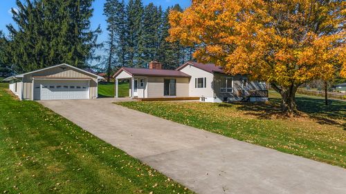 11312 Donation Rd, Waterford, PA, 16441-9620 | Card Image