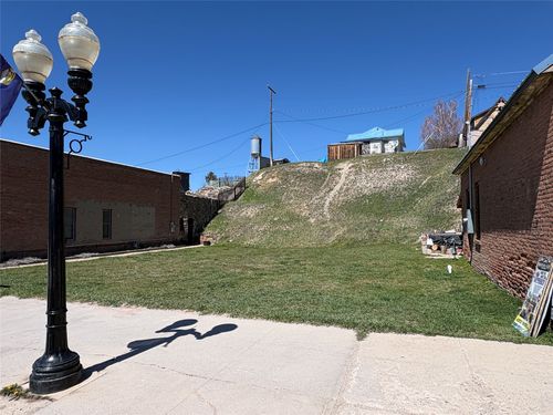 133 W Broadway, Philipsburg, MT, 59858 | Card Image