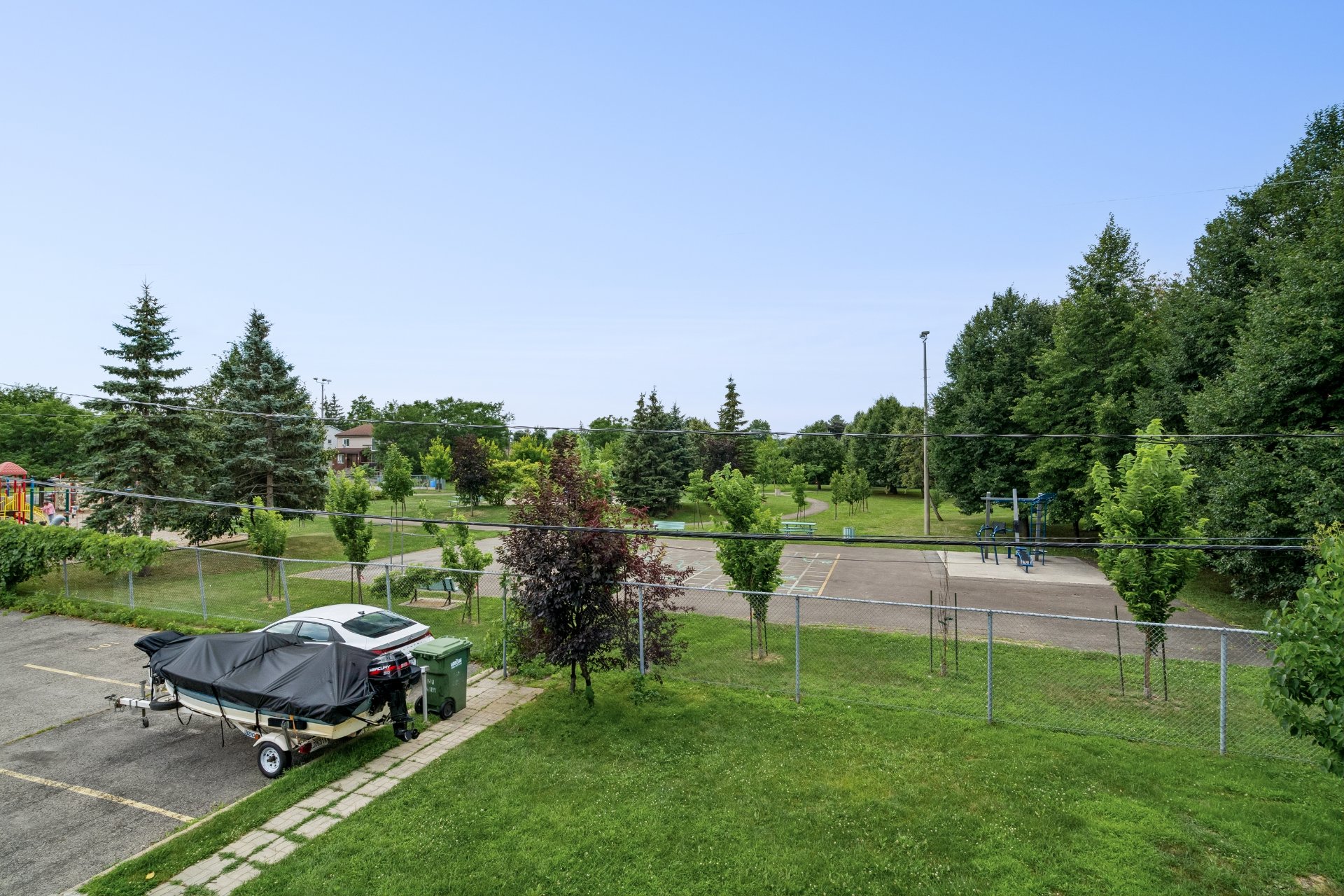 Residential in Saint-Eustache 4