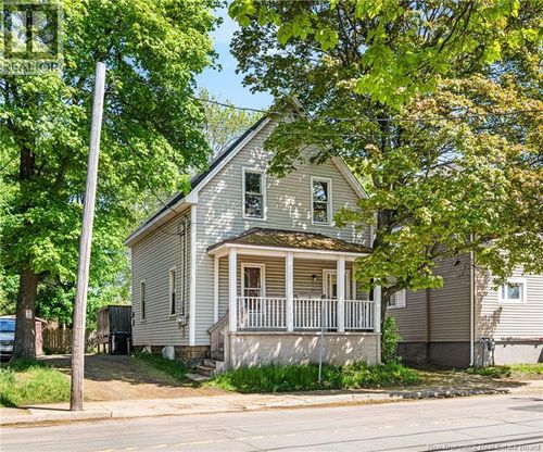 47 St George St, Moncton, NB, E1C1T2 | Card Image