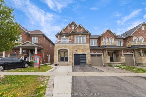 11 Hoover Rd, Brampton, ON, L7A4N4 | Card Image