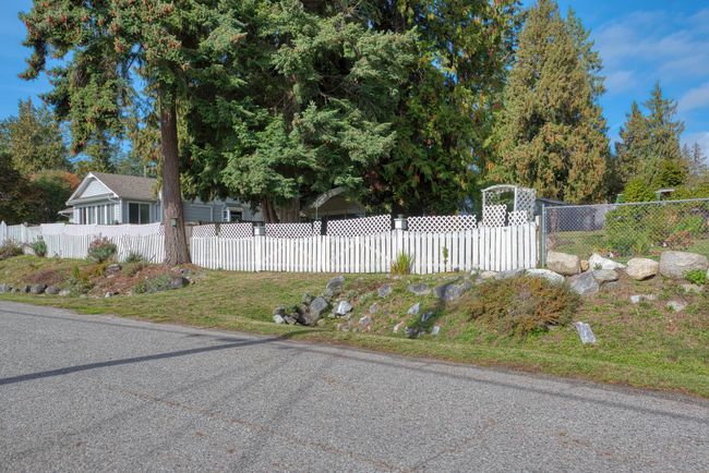 LOT 3 Cameron Rd, Home with 0 bedrooms, 0 bathrooms and null parking in Madeira Park BC | Image 4