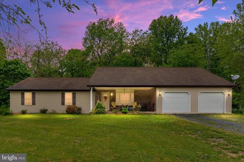 205 Clyde Borum Rd, INWOOD, WV, 25428-4159 | Card Image