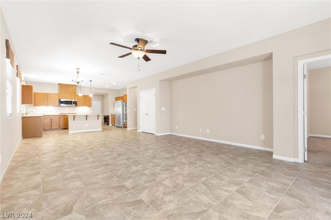9639 Vital Crest St, House other with 3 bedrooms, 3 bathrooms and null parking in Las Vegas NV | Image 6
