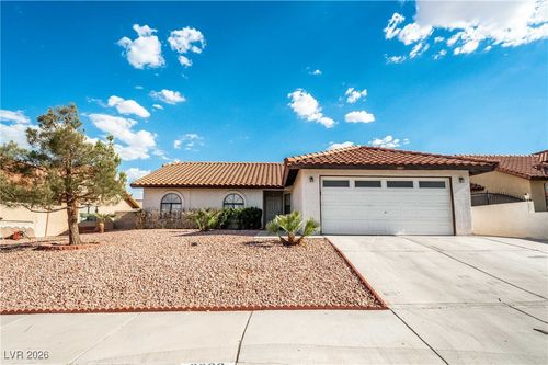 8233 Ducharme Ave, Las Vegas, NV, 89145-4768 | Card Image